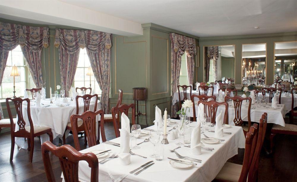 Hotel Barberstown Castle Straffan Esterno foto